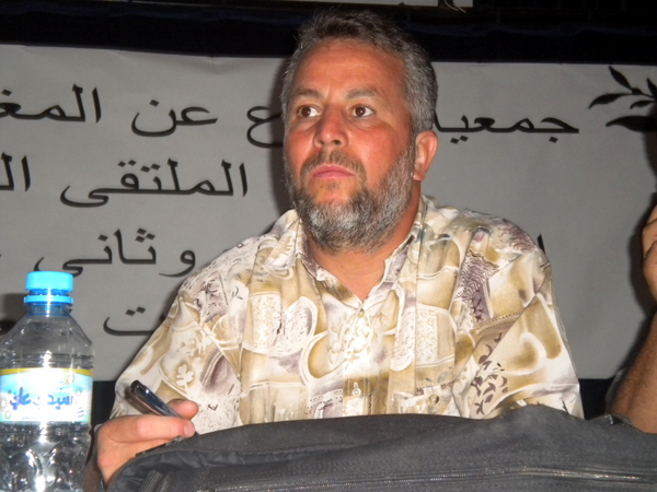 ضحايا الترحيل التعسفي  بين مطرقة جراح الجزائر وسندان إهانة المغرب ضحايا الترحيل التعسفي  بين مطرقة جراح الجزائر وسندان إهانة المغرب