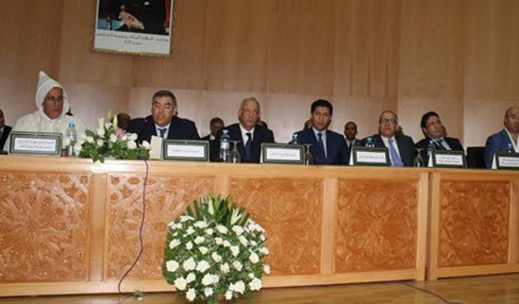 لفتيت يوصي والي جهة الشرق بضرورة التواصل واعتماد سياسة القرب لفتيت يوصي والي جهة الشرق بضرورة التواصل واعتماد سياسة القرب