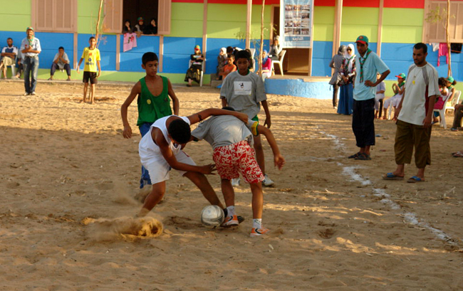 مؤسسة محمد الخامس لحماية البيئة والبنك الشعبي تنظم أنشطة بشاطئ أركمان   مؤسسة محمد الخامس لحماية البيئة والبنك الشعبي تنظم أنشطة بشاطئ أركمان