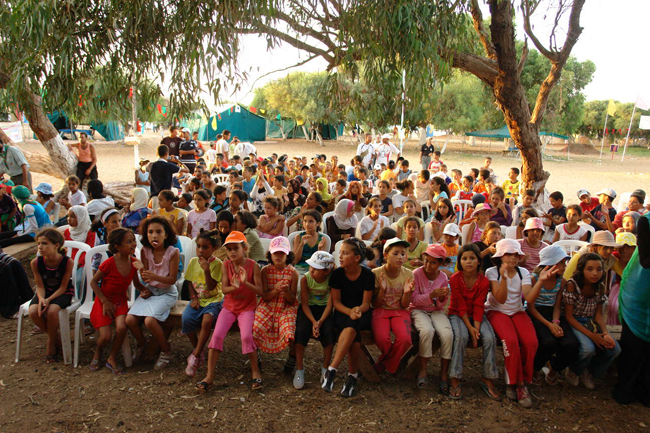 مؤسسة محمد الخامس لحماية البيئة والبنك الشعبي تنظم أنشطة بشاطئ أركمان   مؤسسة محمد الخامس لحماية البيئة والبنك الشعبي تنظم أنشطة بشاطئ أركمان