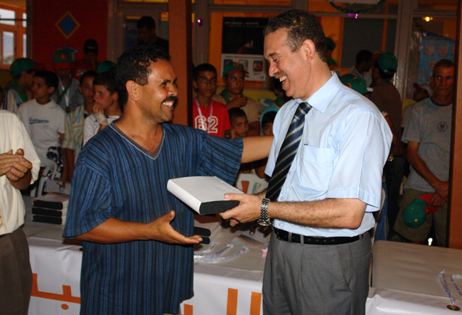 مؤسسة محمد الخامس لحماية البيئة والبنك الشعبي تنظم أنشطة بشاطئ أركمان   مؤسسة محمد الخامس لحماية البيئة والبنك الشعبي تنظم أنشطة بشاطئ أركمان