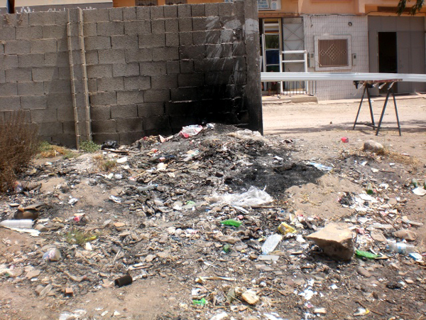 خلاف سياسي يغرق جماعة بني بويفرور في مستنقع الأزبال خلاف سياسي يغرق جماعة بني بويفرور في مستنقع الأزبال