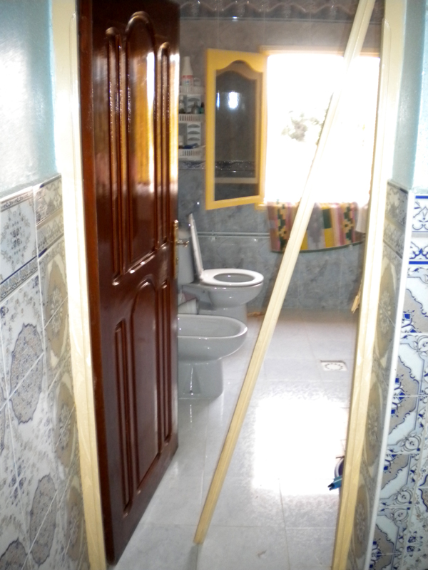 مداهمة منزل وإختطاف شخص في ظروف غامضة بجماعة أركمان مداهمة منزل وإختطاف شخص في ظروف غامضة بجماعة أركمان