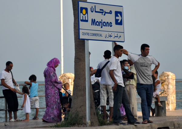 قرب افتتاح "مرجان" يوحي بارتقاب فرص شغل ورواج اقتصادي قرب افتتاح "مرجان" يوحي بارتقاب فرص شغل ورواج اقتصادي