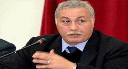 الحنودي يؤكد مهاتفته من القـصر بشأن تهدئة الوضع في الحسيمة الحنودي يؤكد مهاتفته من القـصر بشأن تهدئة الوضع في الحسيمة