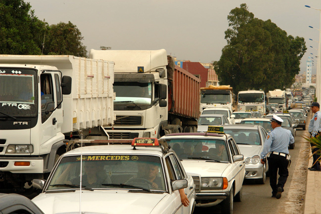 في آخر لحظة.. تجنّب انفجار كبير على طريق بني انصار في آخر لحظة.. تجنّب انفجار كبير على طريق بني انصار