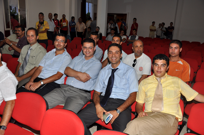 البنك الشعبي يكرم شخصيات رياضية وجمعوية وإعلامية البنك الشعبي يكرم شخصيات رياضية وجمعوية وإعلامية