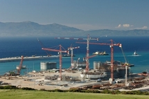 ميناء طنجة المتوسط :ميلاد مركب مينائي عملاق بشمال المغرب