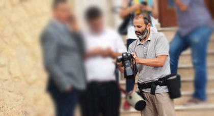 سلطات أمن الناظور توقف صحافيا إسبانيا وتصادر عدسته بعد توثيقه وقفة ناشطات الحراك سلطات أمن الناظور توقف صحافيا إسبانيا وتصادر عدسته بعد توثيقه وقفة ناشطات الحراك