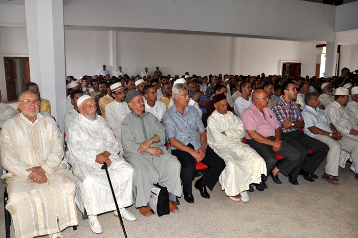 المُتفوّقون من طُلاّب المدارس العتيقة الدينية بالناظور يحتفلون بالتميّز المُتفوّقون من طُلاّب المدارس العتيقة الدينية بالناظور يحتفلون بالتميّز