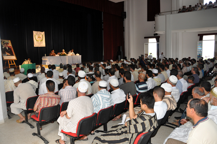 المُتفوّقون من طُلاّب المدارس العتيقة الدينية بالناظور يحتفلون بالتميّز المُتفوّقون من طُلاّب المدارس العتيقة الدينية بالناظور يحتفلون بالتميّز