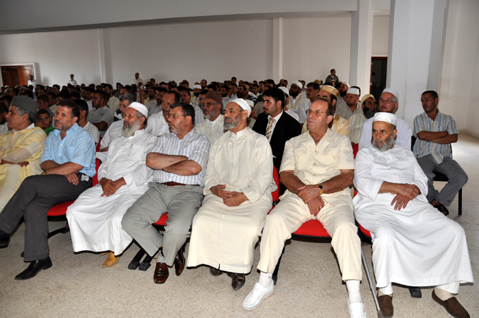 المُتفوّقون من طُلاّب المدارس العتيقة الدينية بالناظور يحتفلون بالتميّز المُتفوّقون من طُلاّب المدارس العتيقة الدينية بالناظور يحتفلون بالتميّز