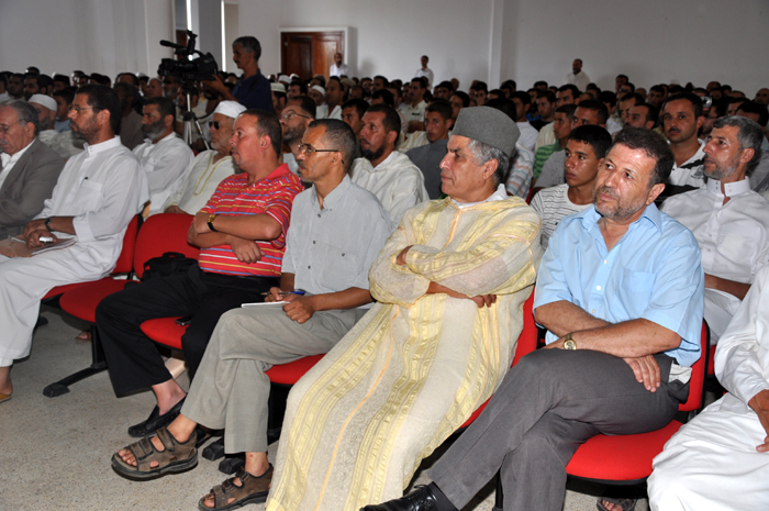 المُتفوّقون من طُلاّب المدارس العتيقة الدينية بالناظور يحتفلون بالتميّز المُتفوّقون من طُلاّب المدارس العتيقة الدينية بالناظور يحتفلون بالتميّز