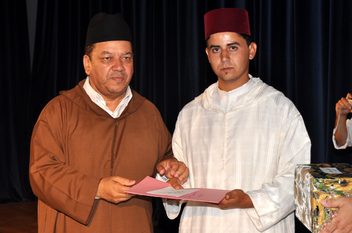 المُتفوّقون من طُلاّب المدارس العتيقة الدينية بالناظور يحتفلون بالتميّز المُتفوّقون من طُلاّب المدارس العتيقة الدينية بالناظور يحتفلون بالتميّز