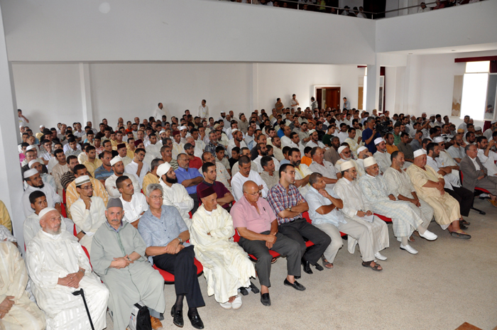 المُتفوّقون من طُلاّب المدارس العتيقة الدينية بالناظور يحتفلون بالتميّز المُتفوّقون من طُلاّب المدارس العتيقة الدينية بالناظور يحتفلون بالتميّز