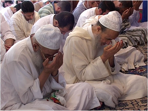 العدل والإحسان تفضح مُحاولات لتجنيد أعضائها للتجسّس العدل والإحسان تفضح مُحاولات لتجنيد أعضائها للتجسّس