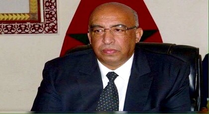 هذه ملفات هامة تنتظر العامل الجديد للدريوش على الطاولة للإنكباب عليها هذه ملفات هامة تنتظر العامل الجديد للدريوش على الطاولة للإنكباب عليها
