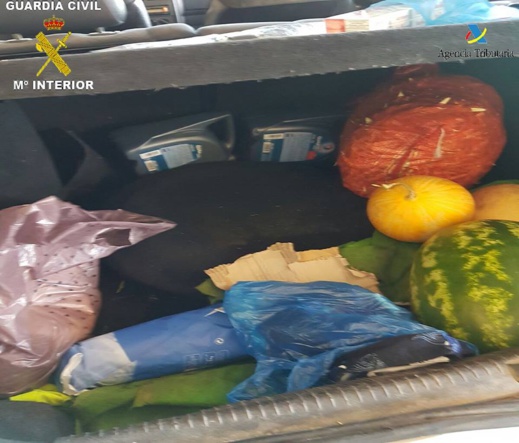 مثير.. احباط محاولة تهريب مخدرات داخل قنينات "زيت المحرك" بميناء مليلية 