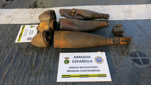 العثور على خمس قذائف في قاع البحر بمدينة مليلية على بعد 800 متر فقط من الشاطئ العثور على خمس قذائف في قاع البحر بمدينة مليلية على بعد 800 متر فقط من الشاطئ