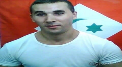 بعد أن أثار والد الزفزافي وضعية معتقل في عكاشة لا يزوره أحد.. نشطاء يكشفون عن هويته بعد أن أثار والد الزفزافي وضعية معتقل في عكاشة لا يزوره أحد.. نشطاء يكشفون عن هويته