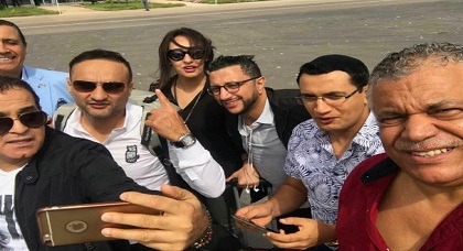 الحقوقي الوديع مخاطبا الفنانين الزائرين للحسيمة: أخطأتم الطريقة والريف في حاجة إلى عودة كل أبنائه الحقوقي الوديع مخاطبا الفنانين الزائرين للحسيمة: أخطأتم الطريقة والريف في حاجة إلى عودة كل أبنائه