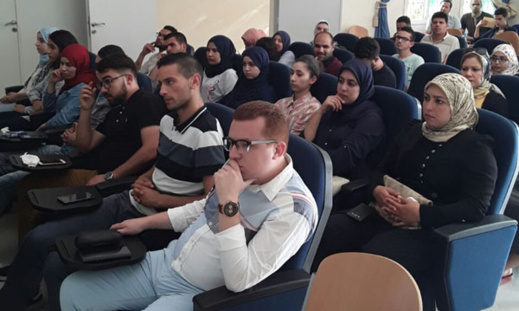 نوال الجرودي تنال "جيد جداً" على موضوعها حول الإشكالات العملية في نظام ضم الأراضي الفلاحية نوال الجرودي تنال "جيد جداً" على موضوعها حول الإشكالات العملية في نظام ضم الأراضي الفلاحية