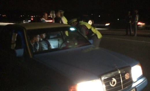 نشطاء يشتكون منعهم من التنقل صوب الحسيمة ... واخرون وصلنا بدون تعقيدات نشطاء يشتكون منعهم من التنقل صوب الحسيمة ... واخرون وصلنا بدون تعقيدات