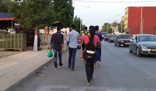 نشطاء يشتكون منعهم من التنقل صوب الحسيمة ... واخرون وصلنا بدون تعقيدات نشطاء يشتكون منعهم من التنقل صوب الحسيمة ... واخرون وصلنا بدون تعقيدات