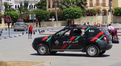 مصادرة هواتف المواطنين للاطلاع على محادثات "الواتساب" وتدوينات الفايسبوك بمدخل الحسيمة مصادرة هواتف المواطنين للاطلاع على محادثات "الواتساب" وتدوينات الفايسبوك بمدخل الحسيمة