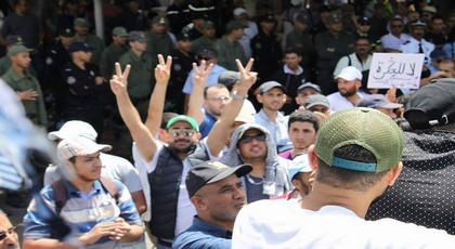 إعتقال الناشط محمد قبوز في مضاهرة عشرين يوليوز