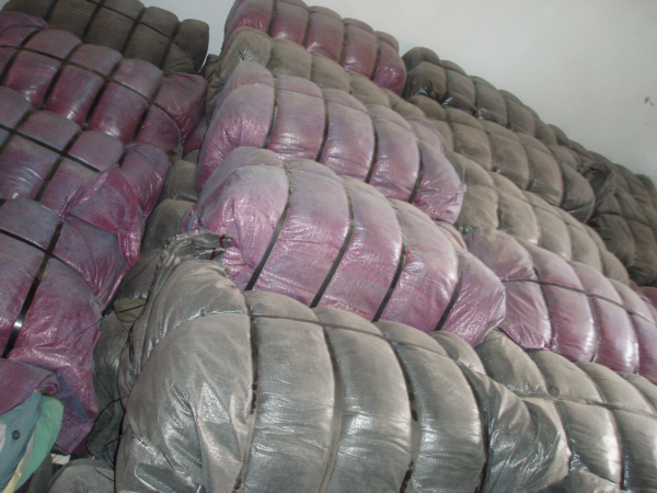 بلدية أزغنغان توزع مساعدات على المُعوزين بلدية أزغنغان توزع مساعدات على المُعوزين