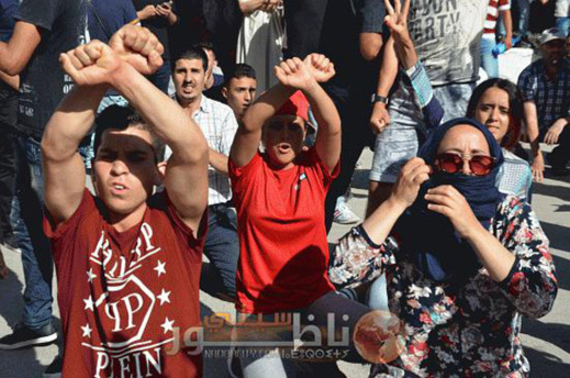 مسيرة 20 يوليوز ... نساء يشاركن في الاحتجاجات ضداً على قرار المنع مسيرة 20 يوليوز ... نساء يشاركن في الاحتجاجات ضداً على قرار المنع