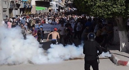 إعمراشن يدعو الملك للتدخل من أجل إنقاذ شعبه بمنطقة الريف من سطوة رجال الداخلية إعمراشن يدعو الملك للتدخل من أجل إنقاذ شعبه بمنطقة الريف من سطوة رجال الداخلية