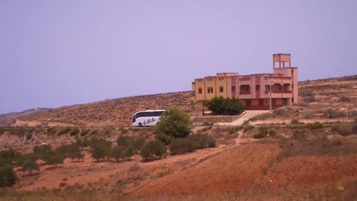 إسبان يحطون الرحال بجبال الريف للترحم على أوراح الجنود ضحايا معركة أنوال إسبان يحطون الرحال بجبال الريف للترحم على أوراح الجنود ضحايا معركة أنوال