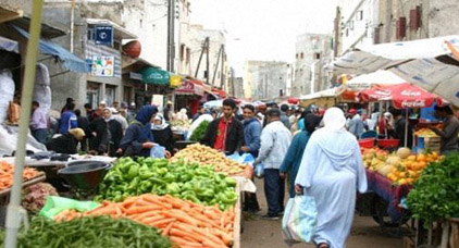 حوالي 88 بالمئة من الأسر تشتكي غلاء الأسعار ... و أزيد من 69 بالمئة تتوقع إرتفاع نسبة البطالة حوالي 88 بالمئة من الأسر تشتكي غلاء الأسعار ... و أزيد من 69 بالمئة تتوقع إرتفاع نسبة البطالة