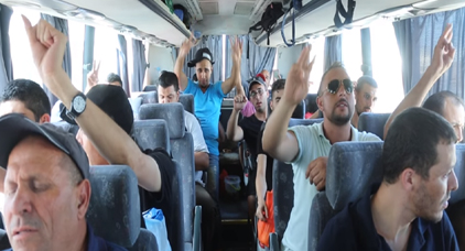 عائلات المعتقلين: مرارة الغياب لن تثنينا عن الاحتفال بعيد الأضحى المبارك عائلات المعتقلين: مرارة الغياب لن تثنينا عن الاحتفال بعيد الأضحى المبارك