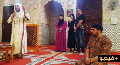 شابة من أصل هندي تعلن إسلامها في مسجد أولاد إبراهيم بالناظور شابة من أصل هندي تعلن إسلامها في مسجد أولاد إبراهيم بالناظور
