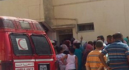 صادم.. شاب هائج يذبح جدته بالسيف أمام أنظار الشرطة بهذه المدينة صادم.. شاب هائج يذبح جدته بالسيف أمام أنظار الشرطة بهذه المدينة