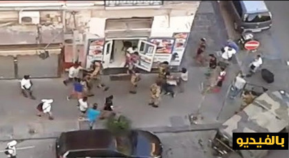 الجيش الإيطالي كاد أن يتسبب في مواجهات بعد الإعتداء على مغربي وسط الشارع الجيش الإيطالي كاد أن يتسبب في مواجهات بعد الإعتداء على مغربي وسط الشارع