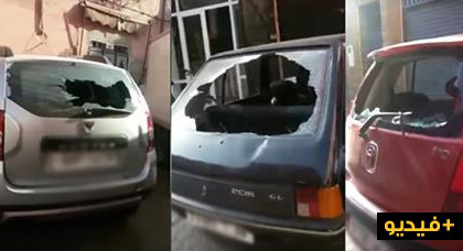 بالفيديو.. تخريب ما لا يقل عن أربعة عشر سيارة من طرف أشخاص في حالة تخدير متقدمة بالفيديو.. تخريب ما لا يقل عن أربعة عشر سيارة من طرف أشخاص في حالة تخدير متقدمة