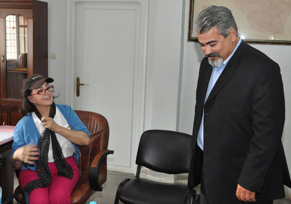 يحيى يحيى يدعو للاحتفاء بتاريخ المُقاومة الريفية ويسحب موظفين جماعيين من متحف المارشال أمزيان يحيى يحيى يدعو للاحتفاء بتاريخ المُقاومة الريفية ويسحب موظفين جماعيين من متحف المارشال أمزيان