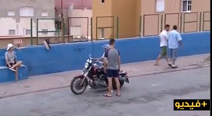 خطير.. هكذا يعرض "الداعشيين" 100 مليون على شباب مليلية لتفجير أنفسهم خطير.. هكذا يعرض "الداعشيين" 100 مليون على شباب مليلية لتفجير أنفسهم