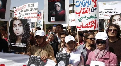 مثير.. "ماتقيش ولدي" تدخل على خط الواقعة المأساوية لـ"طفلة الناظور" وتطالب الحكومة بفك لغز القضية مثير.. "ماتقيش ولدي" تدخل على خط الواقعة المأساوية لـ"طفلة الناظور" وتطالب الحكومة بفك لغز القضية