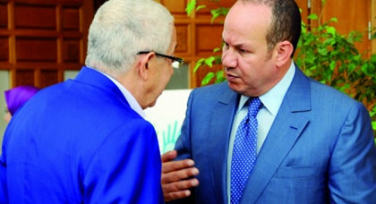التفاصيل الكاملة لما دار بين ناصر الزفزافي ورفاقه مع عيوش التفاصيل الكاملة لما دار بين ناصر الزفزافي ورفاقه مع عيوش