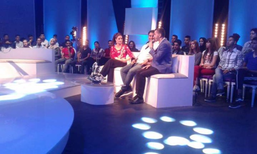 بورتريه عن مسار الفنان فارس شاكر إبن الناظور الذي يشق طريقه على درب "الغناء" بكل إصرار وتميّز بورتريه عن مسار الفنان فارس شاكر إبن الناظور الذي يشق طريقه على درب "الغناء" بكل إصرار وتميّز