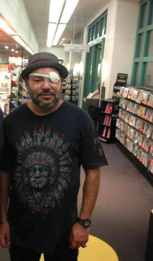 الملك يظهر في فرنسا بعد نجاح العملية الجراحية التي أجراها على مستوى عينه الملك يظهر في فرنسا بعد نجاح العملية الجراحية التي أجراها على مستوى عينه