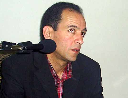 فرقة أبوليوس تعرض مسرحيتها " ثاسيرث " بتنظيم من جمعية أمزيان بالناظور فرقة أبوليوس تعرض مسرحيتها " ثاسيرث " بتنظيم من جمعية أمزيان بالناظور