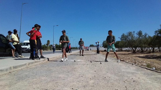 العروي تستضيف مهرجان "التبوريدة" موازاة و إنطلاق البطولة الوطنية في الكرة الحديدية العروي تستضيف مهرجان "التبوريدة" موازاة و إنطلاق البطولة الوطنية في الكرة الحديدية