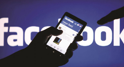 فايسبوك يطلق تطبيقا جديدا للدردشة المرئية الجماعية