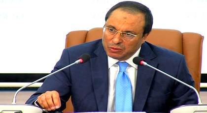 الوزير اعمارة.. رصد حوالي 200 مليون درهم لتقوية البنية التحتية الطرقية بإقليم الحسيمة الوزير اعمارة.. رصد حوالي 200 مليون درهم لتقوية البنية التحتية الطرقية بإقليم الحسيمة